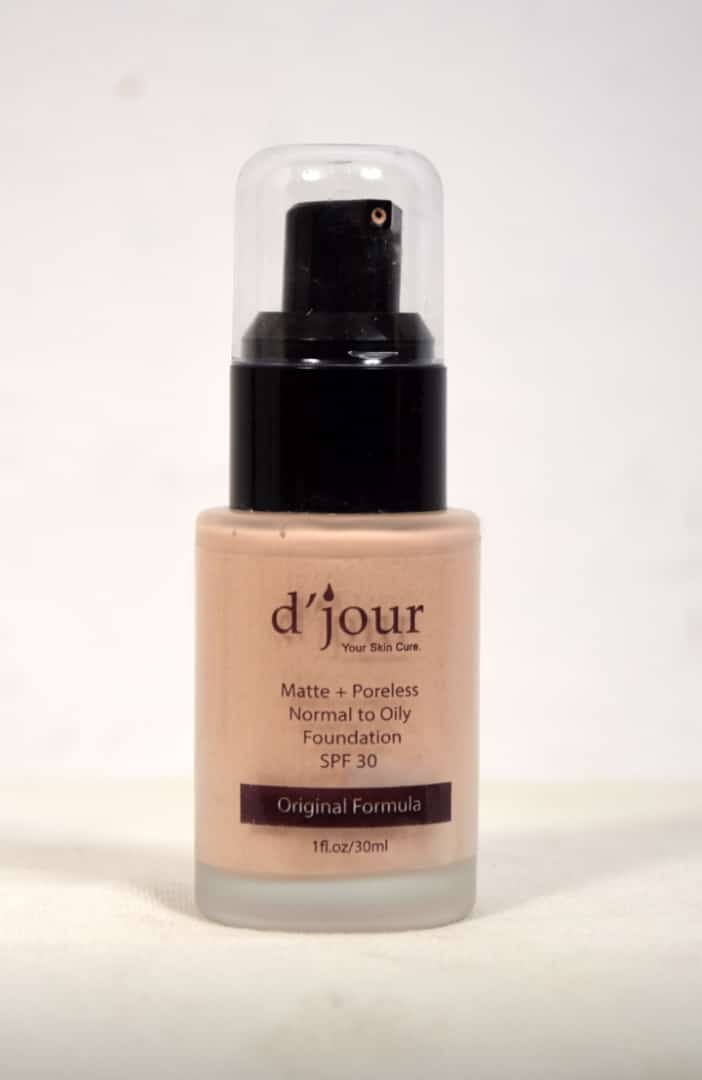 Long Lasting Foundation (ivory)